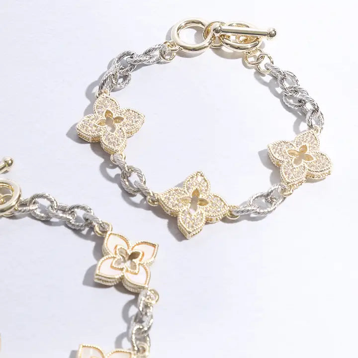 Kadiedrasd-3 Clover Pave Clover Mop Link Bracelet