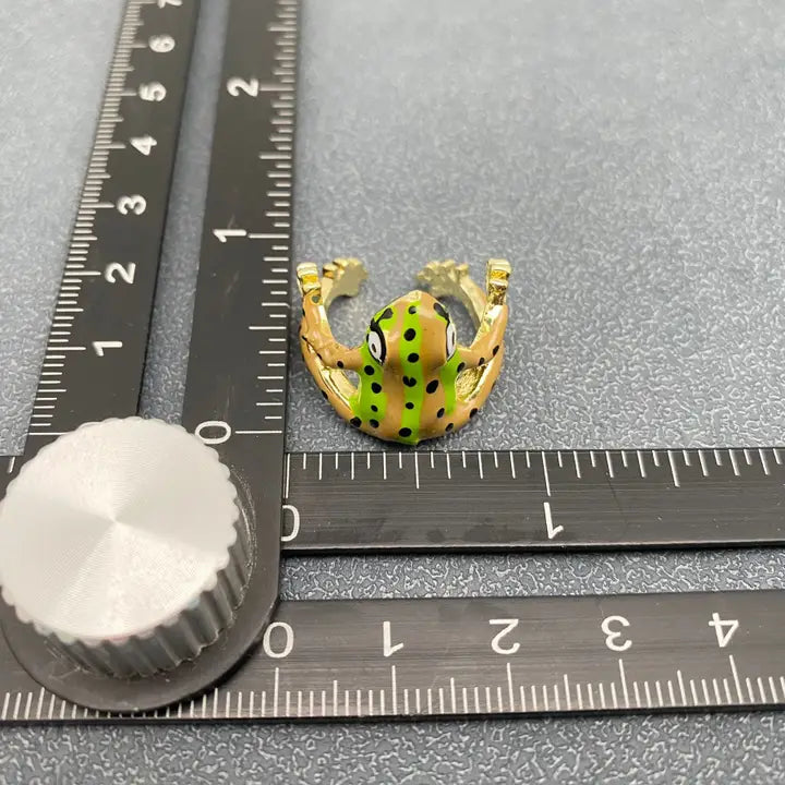 Kadiedrasd-Funny Enamel Tree Frog Ring